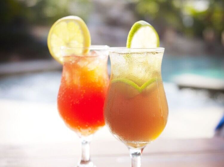هتل Cable Beach Club Resort & Spa