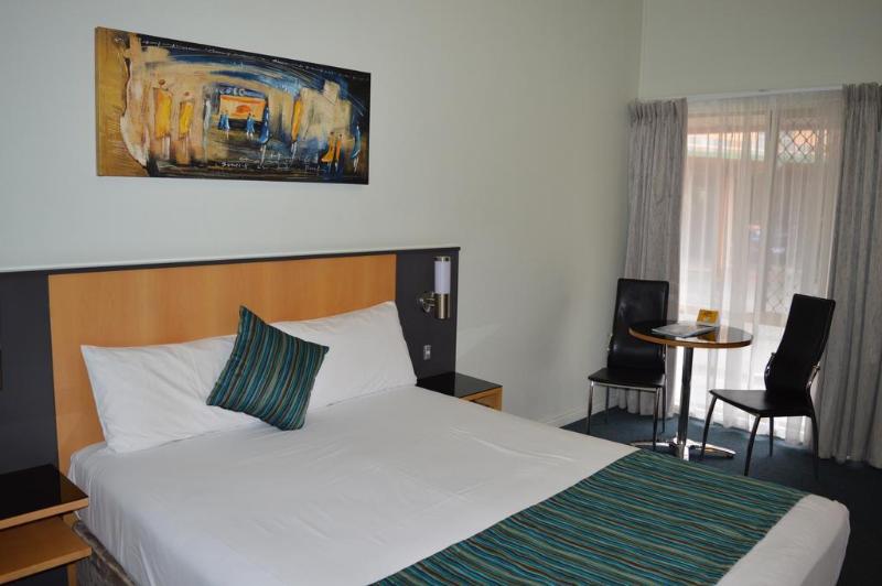 هتل Comfort Inn Bel Eyre Perth