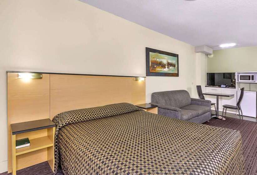 Отель Comfort Inn & Suites Goodearth Perth