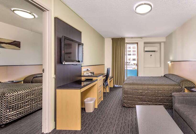 هتل Comfort Inn & Suites Goodearth Perth