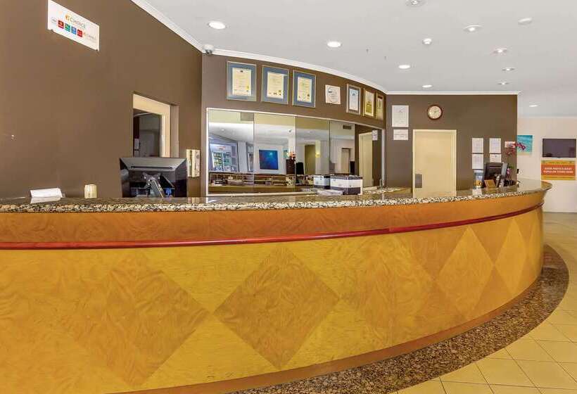 فندق Comfort Inn & Suites Goodearth Perth