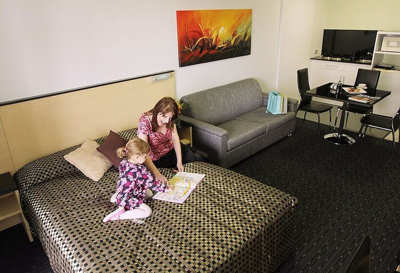 هتل Comfort Inn & Suites Goodearth Perth