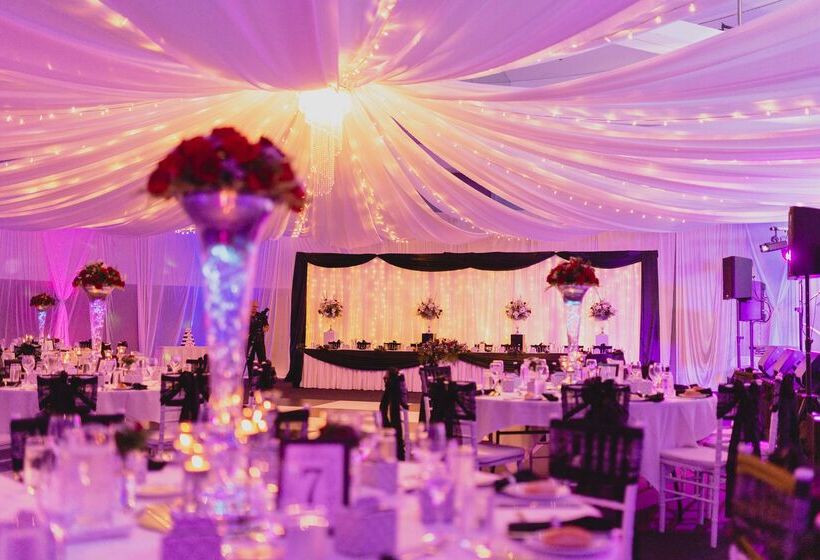 هتل Doubletree By Hilton Darwin Esplanade