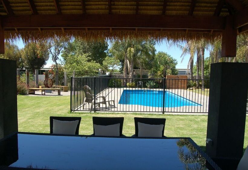 Federation Motel Resort   Corowa