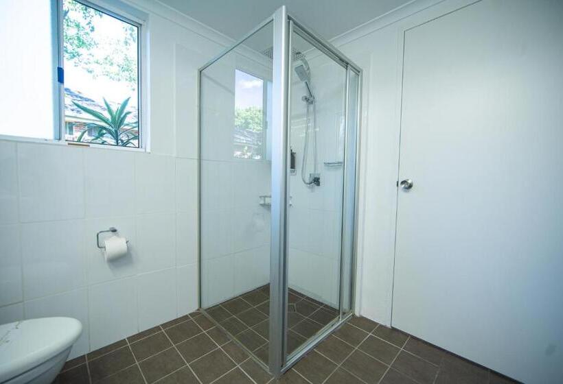 فندق Gosford Palms Motor Inn