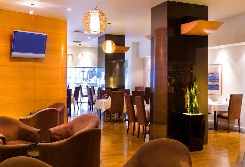 בית מלון כפרי Grand Chancellor Melbourne