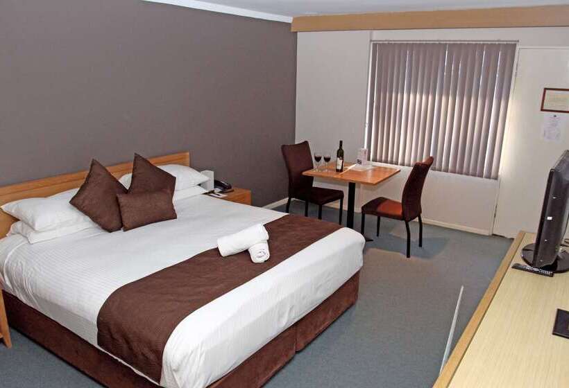 בית מלון כפרי Hospitality Esperance Surestay Collection By Best Western