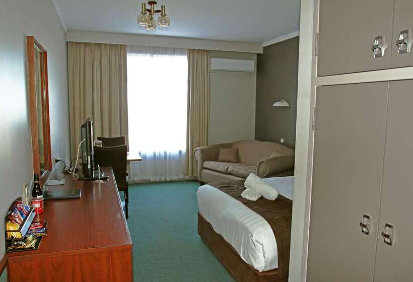 בית מלון כפרי Hospitality Esperance Surestay Collection By Best Western