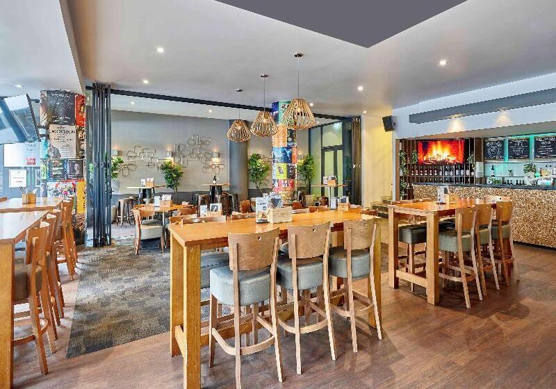 هتل Ibis Perth