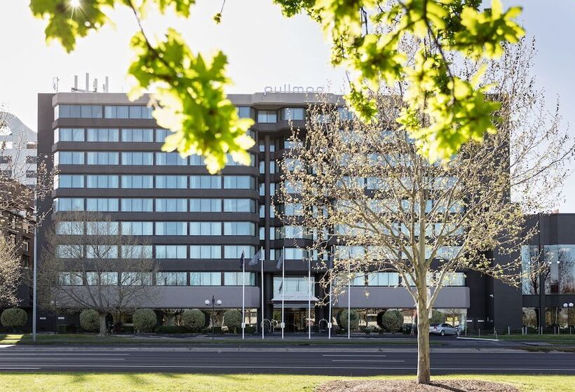 هتل Mercure Melbourne Albert Park
