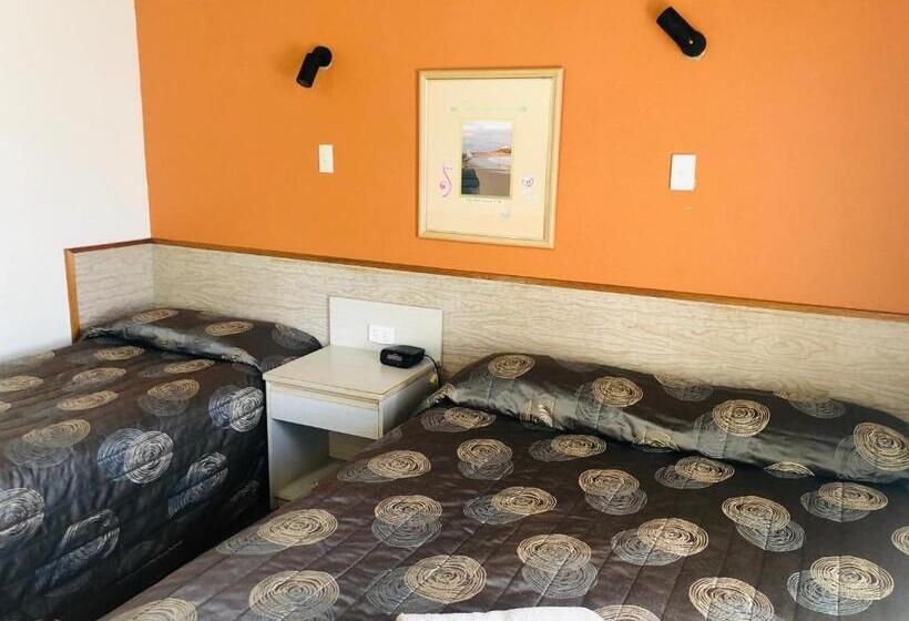 هتل Panorama Motor Inn