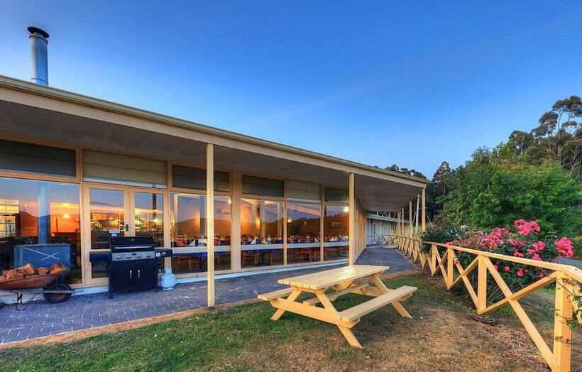 בית מלון כפרי Port Arthur Motor Inn