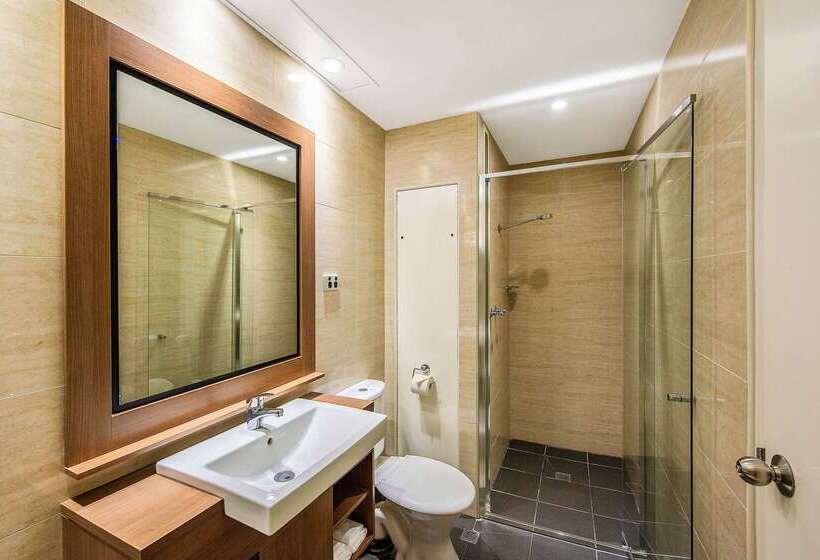 Quality Hotel Ambassador Perth
