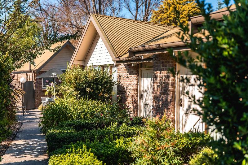 בית מלון כפרי The Lodge By Manna