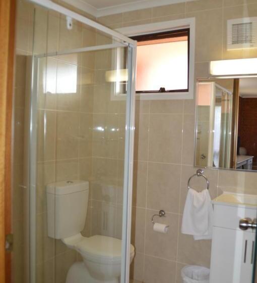 هتل Whalers Rest Motor Inn