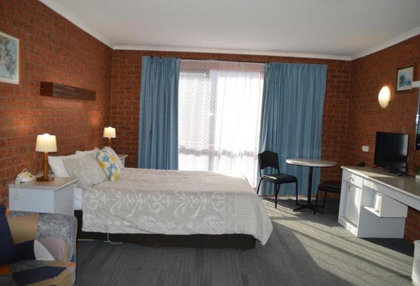 هتل Whalers Rest Motor Inn
