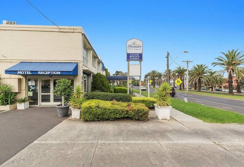 مُتل Alexander Motor Inn