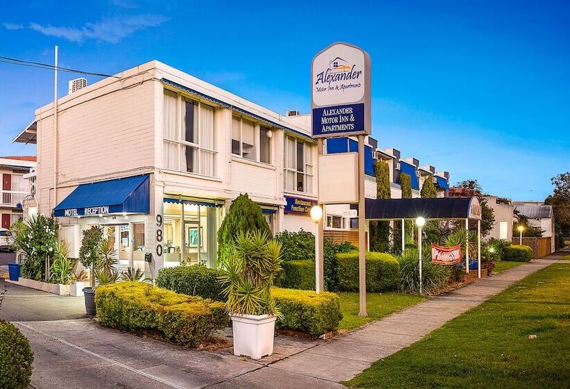 モーテル Alexander Motor Inn & Apartments