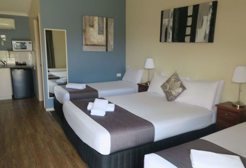 Мотель Caboolture Central Motor Inn, Sure Stay Collection By Bw