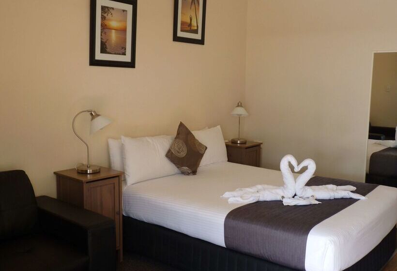 Мотель Caboolture Central Motor Inn, Sure Stay Collection By Bw