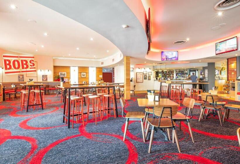 מוטל Doncaster Apartments By Nightcap Plus