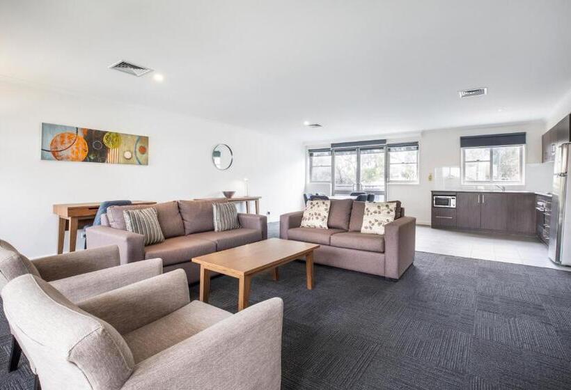 מוטל Doncaster Apartments By Nightcap Plus