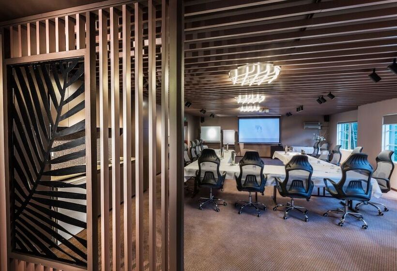 汽车旅馆  Eltham Gateway Hotel & Conference Centre
