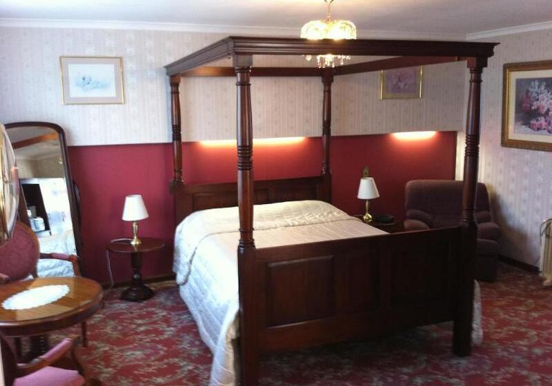 Motel Mayfair On Cavell