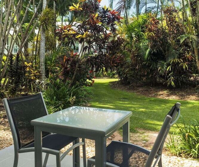 Oaks Port Douglas Resort