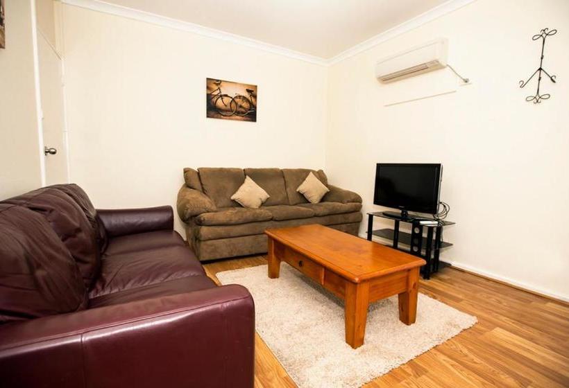Kalgoorlie Overland Motel
