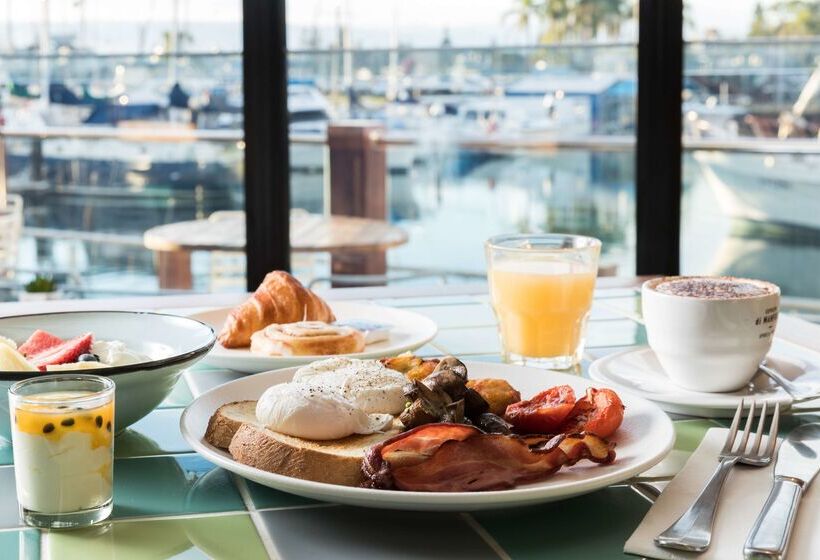استراحتگاه Sails Port Macquarie By Rydges