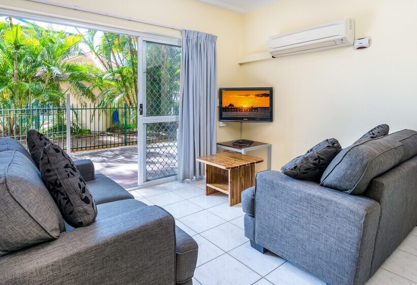 Tradewinds Mcleod Holiday Apartments