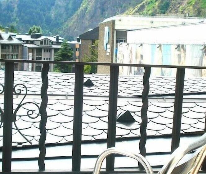 Aparthotel Llempó