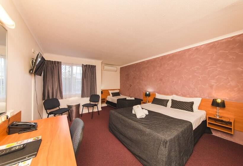 Hampton Villa Motel