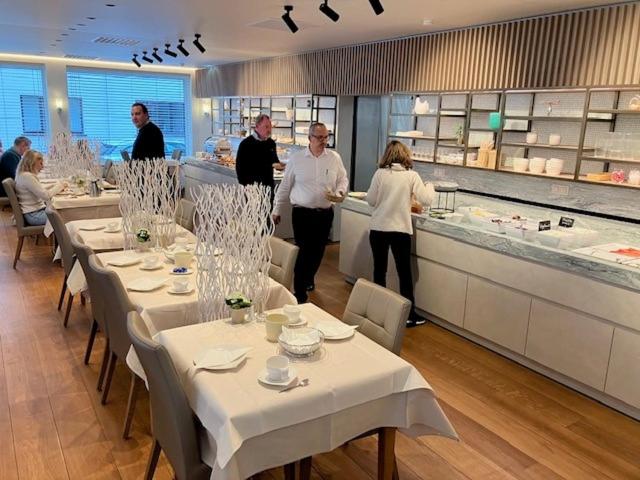هتل Atlanta Knokke