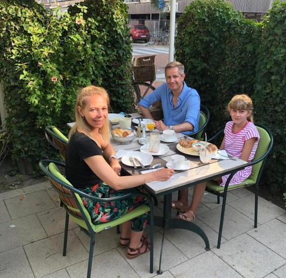هتل Atlanta Knokke