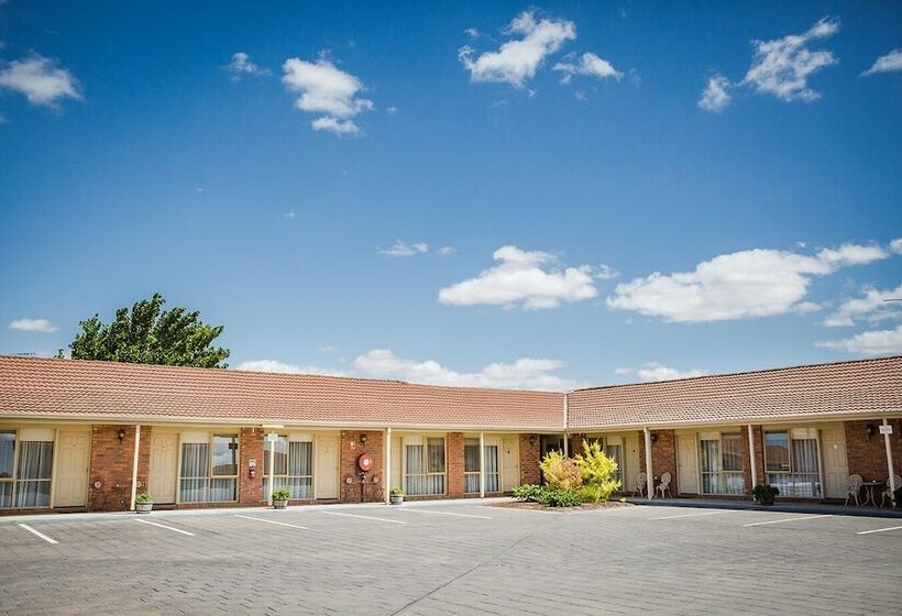 Отель Australian Settlers Motor Inn