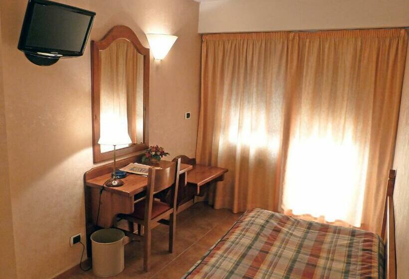 Fotos del hotel Bellpi:  14