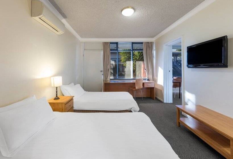 هتل Best Western Governor Gipps Motor Inn