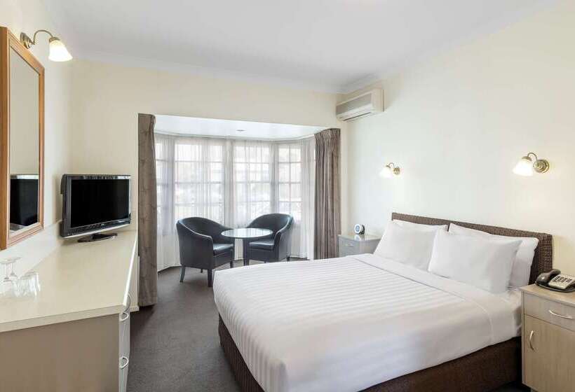 هتل Best Western Olde Maritime Motor Inn