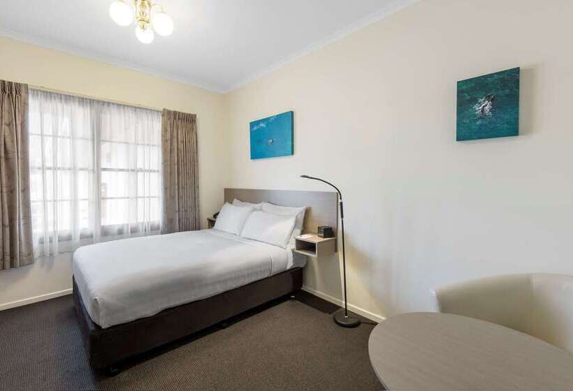 هتل Best Western Olde Maritime Motor Inn