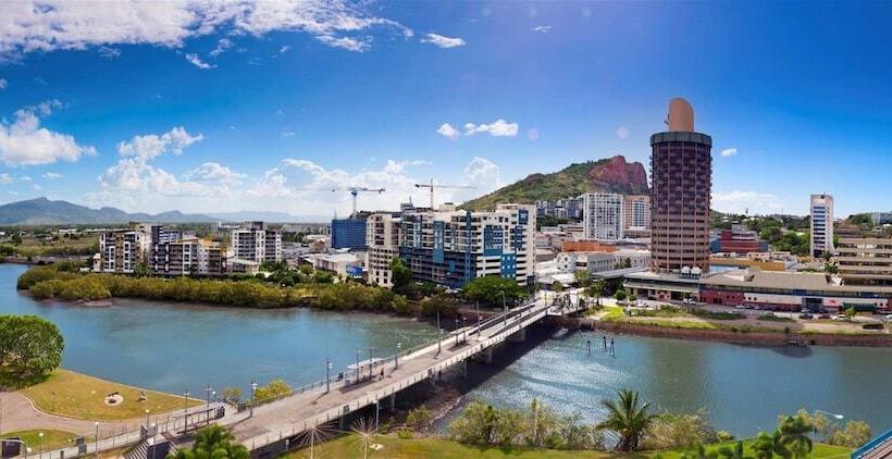 Hotel Grand Chancellor Townsville