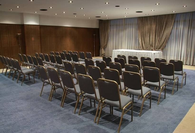 Fotos del hotel Grand King:  17