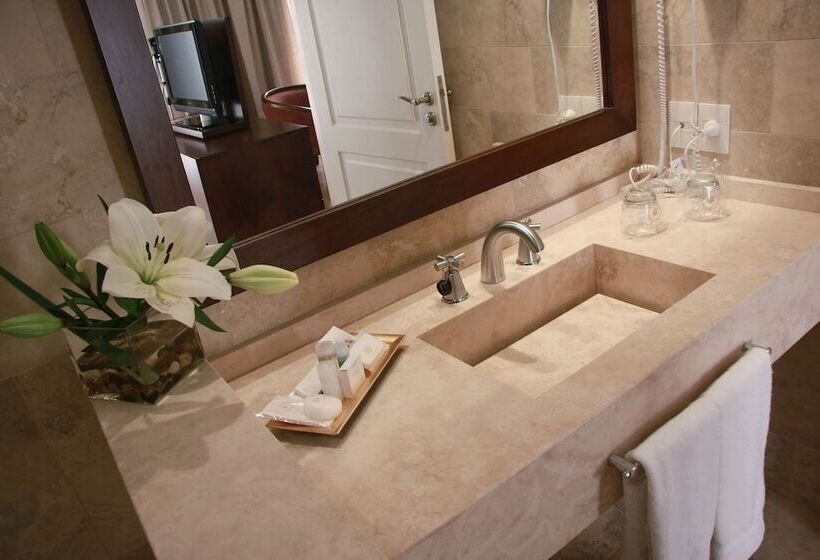 Fotos del hotel Grand King:  24