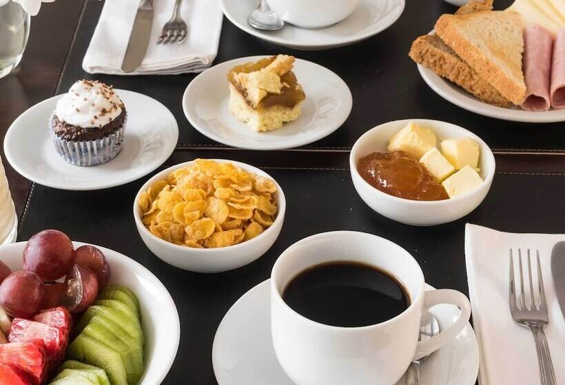 Fotos del hotel Htl Urbano:  12