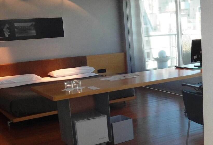 Fotos del hotel Htl Urbano:  16