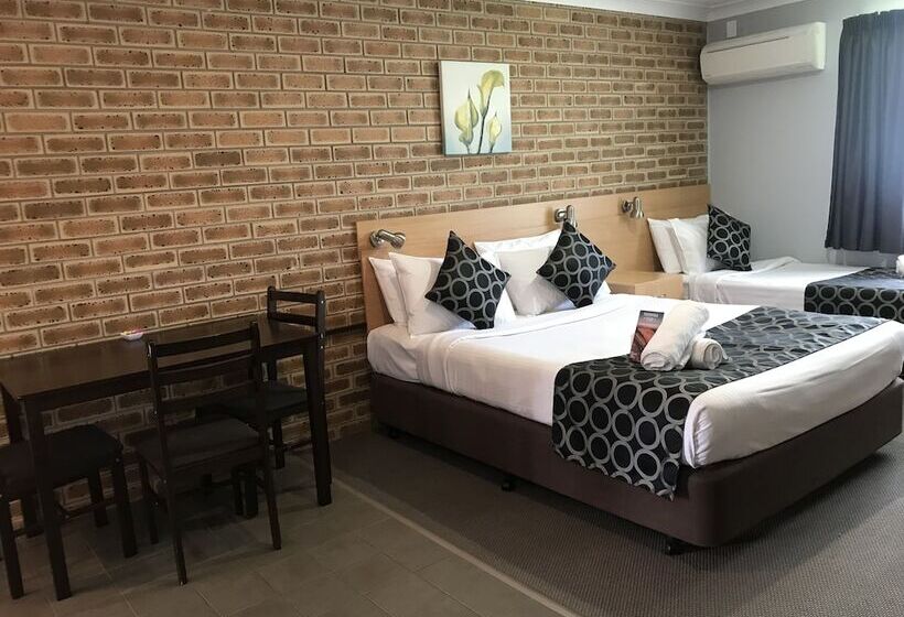 Отель Jumbuck Motor Inn