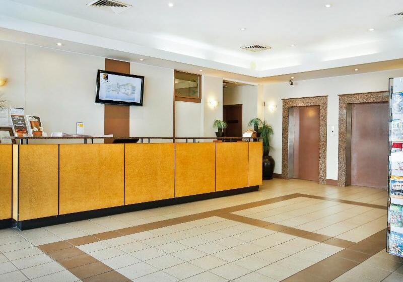 Hotel Madison Plaza Townsville