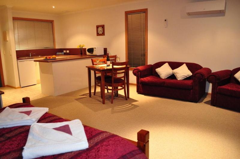 هتل Marsden Court Apartments Now Incorporating Marsden Court And Sharonlee Strahan Villas