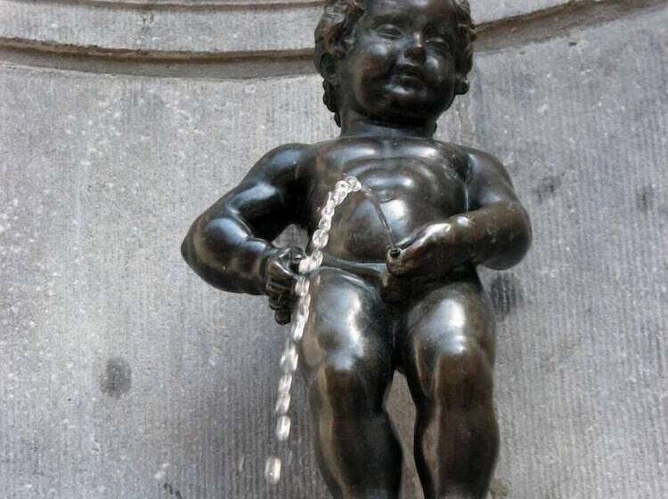 ホテル The Usual Brussels